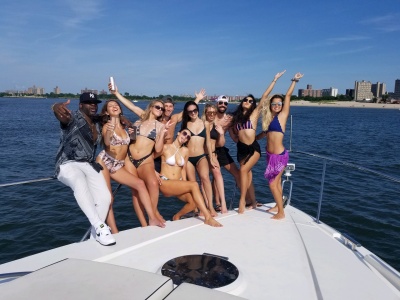 NJ Yacht 59 Yacht 59 bow shot
